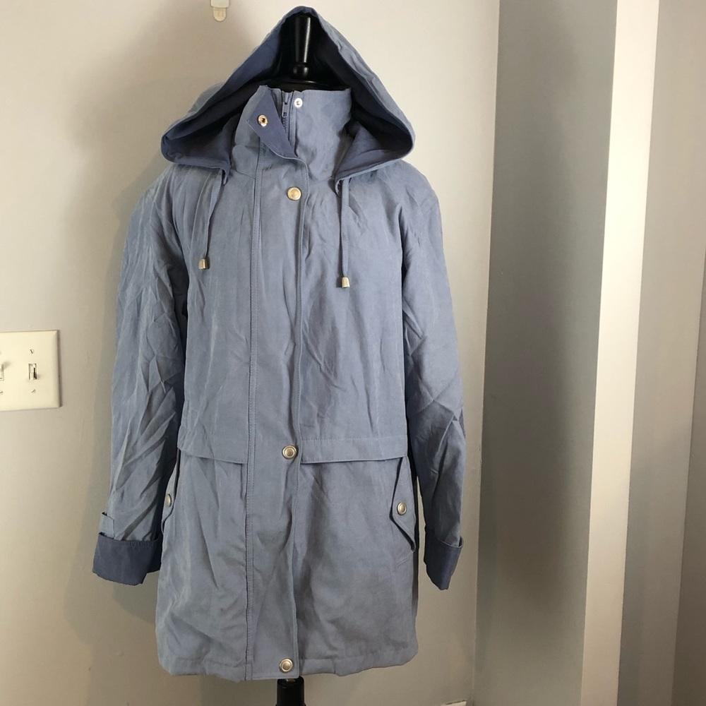🌟 St John’s Bay Lightweight Rain Utility Jacket